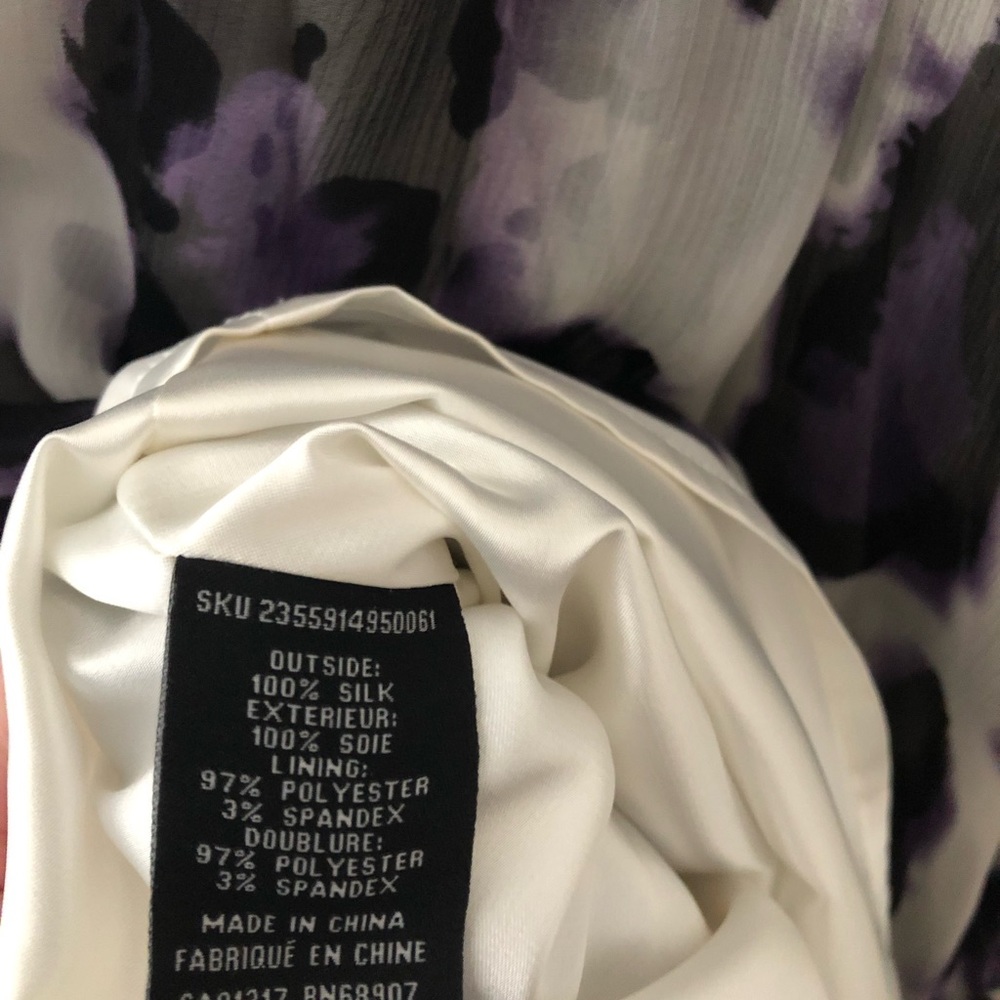 HOST PICK ⭐️ Beautiful Le Chateau purple animal print silk dress - Picture 8 of 12